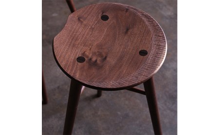 Crescent stool［walnut］ | 椅子 椅子 木工yamagen