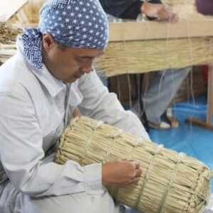 日本で唯一大相撲本場所の土俵を製作する『株式会社わらむ』藁細工製作体験 1組2名様まで【1583096】