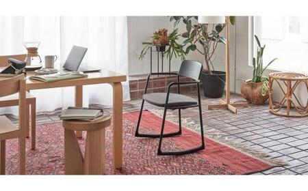 Mc02_コクヨチェアー　クーナ(ソフトベージュ）　／在宅ワーク・テレワークにお勧めの椅子