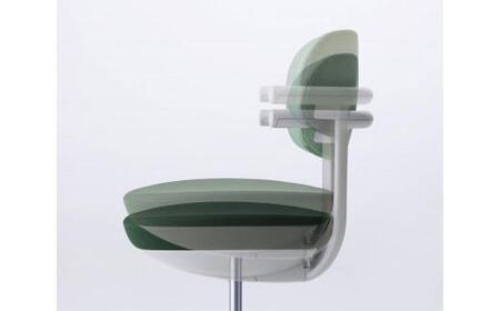 Mpb4_コクヨチェアー　パロ(ペールテラコッタ・ベージュ）フローリング用（Vキャスター）　／在宅ワーク・テレワークにお勧めの椅子