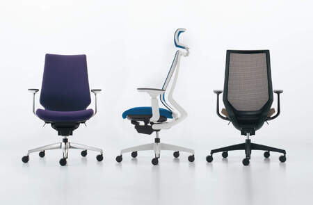 コクヨチェアー　デュオラ(全5色 ・本体白)／可動肘・ヘッドレスト　／在宅ワーク・テレワークにお勧めの椅子