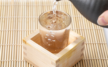 【七笑酒造】純米吟醸1.8L【1659008】