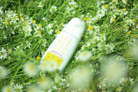 華密恋 ヘッドマッサージローション 1本 130mL [カミツレ研究所 長野県 池田町 48110788]