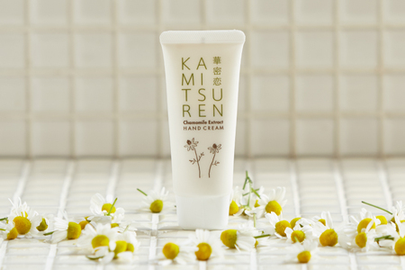 華密恋 ハンドクリーム 30g [カミツレ研究所 長野県 池田町 48110800]