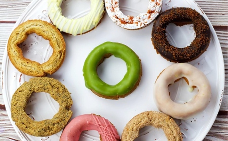 毎日食べても飽きない 冷凍ドーナツ5個セット/長野県白馬村 OTTO donuts 揚げドーナツ ドーナッツ スイーツ 朝食 おやつ デザート 簡単解凍 詰め合わせ お取り寄せ ギフト 贈答 お土産【G0430361】