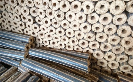 白馬そだち モミガライト 10kg /長野県白馬村　アウトドア　薪ストーブ　エコ　籾殻　もみがら　固形燃料【N0040185】