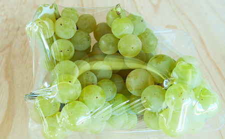 【2026年9月～発送】種ありナイアガラ 約2kg 安心安全 こだわりの栽培方法 除草剤不使用 栽培期間中 ネオニコチノイド系農薬不使用 化学合成肥料不使用 