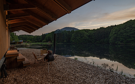 【数量限定】サウナ付きコテージ「Earthboat Kurohime」宿泊に使える12,000円分デジタルクーポン【長野県信濃町ふるさと納税】