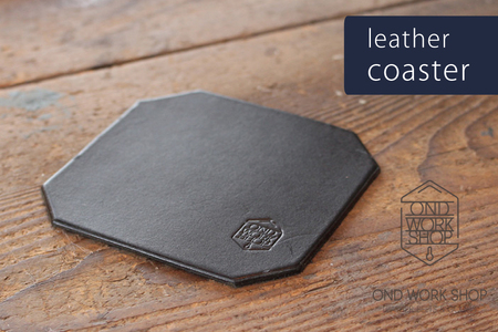 イタリアンレザーのコースター