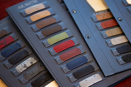 スリーピーススーツ又はツーパンツスーツ 仕立券 高級服地＜SUITO WOOL＞使用