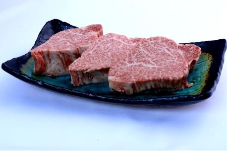 A5飛騨牛『ヒレ肉（3枚）』ステーキ 牛肉 |  ヒレ