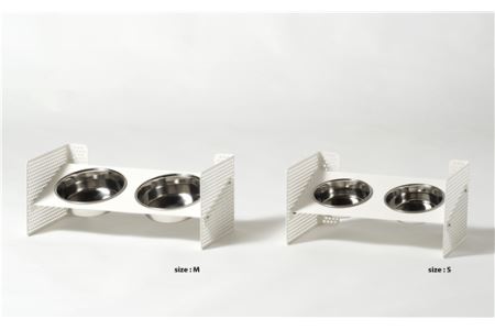 DISH STAND(ペット用食器スタンド)【サイズ:M カラー:サテングレー】※高さ・角度調整可能 組立式