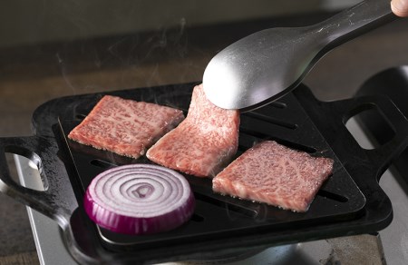 究極の極厚グリルプレート＋油すっきりオプションプレート【厚さ各6mm・中サイズ25cm×32cm・ファミリー用】アウトドア（キャンプやBBQ）で大活躍☆IH可