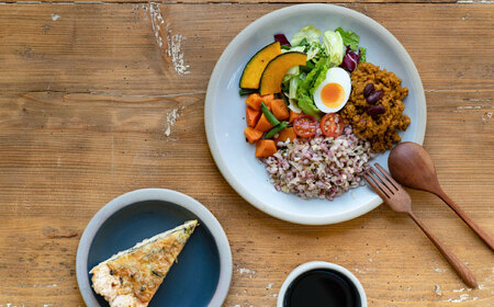 【美濃焼】 %porcelains 食器9点セット マットホワイト × グロスグレイ × ブラック  多治見市/丸朝製陶所 陶磁器 カップ プレート ボウル おしゃれ くすみカラー オシャレ かわいい プレゼント 贈答 贈り物 送料無料 [TCK005]