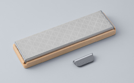 【最長12ヶ月で発送】＜日本初の超硬合金包丁＞ KISEKI:ペティ［ブナ］・ダイヤモンド砥石セット ～ グッドデザイン賞受賞 (R5.10) テレビ紹介多数！ 毎日放送「 所さんお届けモノです！ 」(R6.6.8)　TBS「 ララLIFE 」(R5.5)