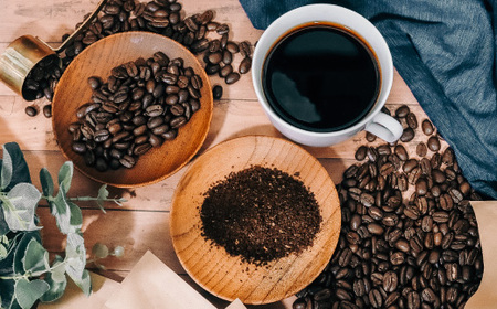 コーヒー豆 上品な酸味 インドネシア バリ １００g （約10杯分） ～ カフェ・アダチ 自家焙煎 珈琲 コーヒー 豆 （粉にもできます） ドリンク 飲料 カフェアダチ