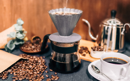 コーヒー豆 上品な酸味 インドネシア バリ １００g （約10杯分） ～ カフェ・アダチ 自家焙煎 珈琲 コーヒー 豆 （粉にもできます） ドリンク 飲料 カフェアダチ