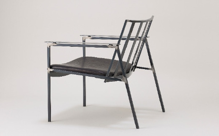 SHIN ラウンジチェア 鉄の素材感が伝わるシャープな椅子 家具 イス いす おしゃれ オシャレ