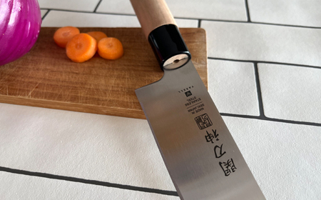 関刀神 和包丁 先丸ギザ刃 三徳包丁 150mm