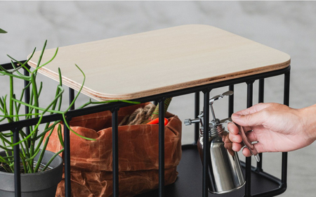 小さな鉄製家具 JOHN