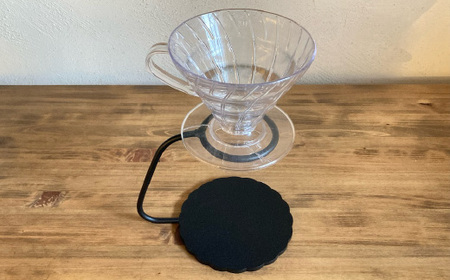 しっかりとした安定感 鉄製のコーヒードリッパースタンド ハンドドリップ ドリップスタンド