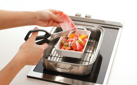 貝印 SELECT100 キッチンばさみ 000DH3005 セレクト100 キッチンはさみ キッチン鋏 関市 キッチンツール 料理 刃物 おしゃれ 便利