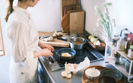 貝印 料理研究家 脇雅世監修 o.e.c ミニマ フライパン 15cm 000DY5206 OEC オーイーシー IH ガスコンロ オーブン 対応 関市 キッチンツール 料理 おしゃれ 便利