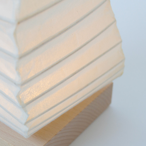 美濃和紙照明LEDテーブルライト HB-28NA 薄柳 コードレス 電池・USBアダプター付/照明器具 和風 和紙使用 コードレス 電池式 USB対応 電池式