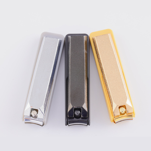 関伝　爪切り　シルバー／　つめきり　爪きり　刃物　ニッケン刃物　ネイル　ネイルケア　ケアツール　グルーミング