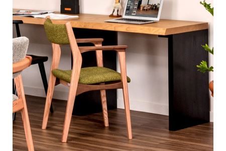 イグナイト ダイニングチェア (肘付)【オーク＆ウォルナット材】JIG-DCX191A PNO+W/DバトンYG