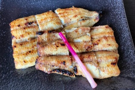 G18-03 しげ吉 炭火焼 うなぎ白焼き 2本セット（冷蔵）