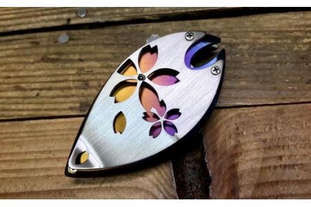 H167-02 カスタムナイフ 花王/チタン