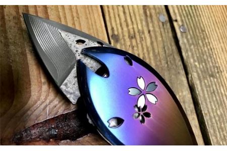 H167-02 カスタムナイフ 花王/チタン