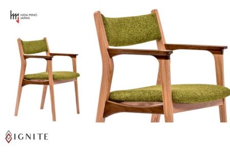 D129-03 IGNITE ダイニングチェア(肘付)【オーク+ウォルナット材】 JIG-DCX206A PNO+W/DバトンYG