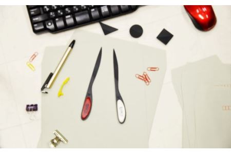 H8-128 フッ素加工 ペーパナイフ赤 【最長3ヶ月】を目安に発送