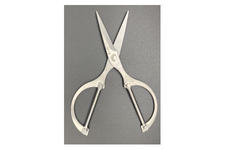 日本製 善六 オールステンレスキッチンハサミ 食洗器OK 洗える 良く切れます マイクロセレーション付きで滑らない