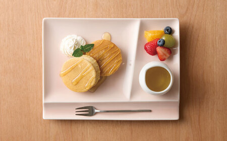 【美濃焼】 グッドデザイン賞受賞 miyama. 箸置き付仕切り皿 isola(イゾラ) パレットプレートL 桃釉 1枚 瑞浪市 / ミヤマプランニング 食器 プレート 仕切り皿 [AZCM007]