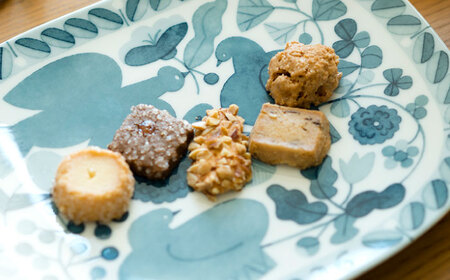 【美濃焼】 YEAR PLATE 2026 イヤープレート ＜BIRDS' WORDS＞ 瑞浪市 / FLYWAY 食器 プレート[AZCC027]