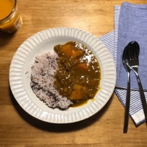 【美濃焼/みずなみ焼】シックな北欧風食器 しのぎカレー＆パスタ皿2枚セット(くすみグレー)山喜製陶【1294359】