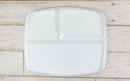 【美濃焼】 ランチプレート クレスタ 白 取っ手付き 2枚セット / 瑞浪市 / JS企画 / 小田陶器 食器 仕切り皿 おしゃれ [AZAZ185]