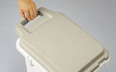 臭いが漏れないゴミ箱 47リットル[AUAD080]