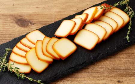 野艸煙小屋のスモークチーズ 4本入り 1箱(80g×4本) | スモークチーズ チーズ おつまみ 燻製 岐阜県 美濃加茂市