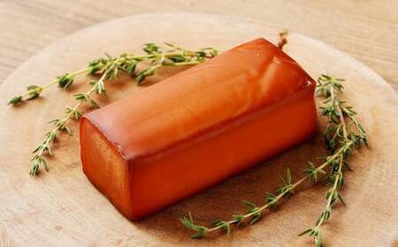 野艸煙小屋のスモークチーズ 4本入り 1箱(80g×4本) | スモークチーズ チーズ おつまみ 燻製 岐阜県 美濃加茂市