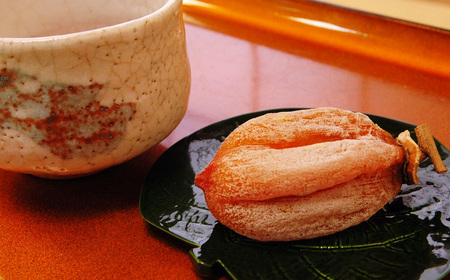 【TVで紹介】 《先行受付》 堂上蜂屋柿 寿 8個 入り 柿 干柿 干し柿 フルーツ 果物 【2026年1月下旬-4月上旬 発送予定】