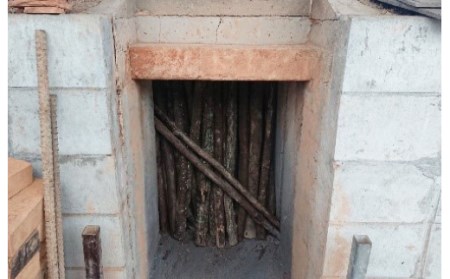 M07S43 炭焼き窯でつくる昔ながらの国産木炭（2.5kg）