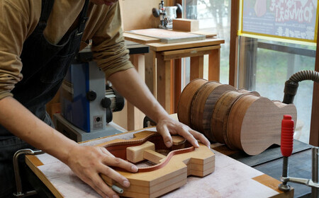 【Leaf Instruments】 ウクレレ 「照り葉」 コンサート サイズ ハワイアンコア | 楽器 弦楽器 音楽 ウクレレコンサート ハードケース付き