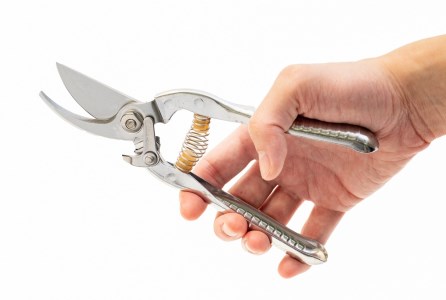 公式通販 ブルドック ステンレスシリーズ 園芸資材 用具 ステンレス 刈込鋏 全長 53ｃｍ ヘッドは重量感のあるステンレスに柄の部分は トネリコ木材 海外セレクト商品 機能的で美しいデザイン ヘッドは重量感のあるステンレスに柄の部分はトネリコ木材