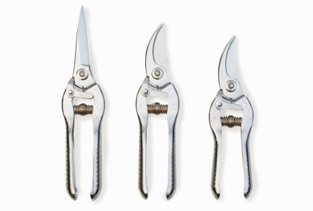 公式通販 ブルドック ステンレスシリーズ 園芸資材 用具 ステンレス 刈込鋏 全長 53ｃｍ ヘッドは重量感のあるステンレスに柄の部分は トネリコ木材 海外セレクト商品 機能的で美しいデザイン ヘッドは重量感のあるステンレスに柄の部分はトネリコ木材