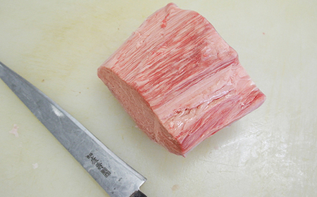 【 希少部位 】飛騨牛 A5 等級　ヒレ 肉 ブロック 約500g | 肉のかた山 キャンプ camp バーベキュー bbq ブロック肉 M61S01