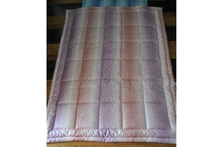 綿にこだわった 手作り 肌掛け ふとん（ピンク）｜あ！寝装広場ワタコウ 寝具 布団 掛け布団 M58S05